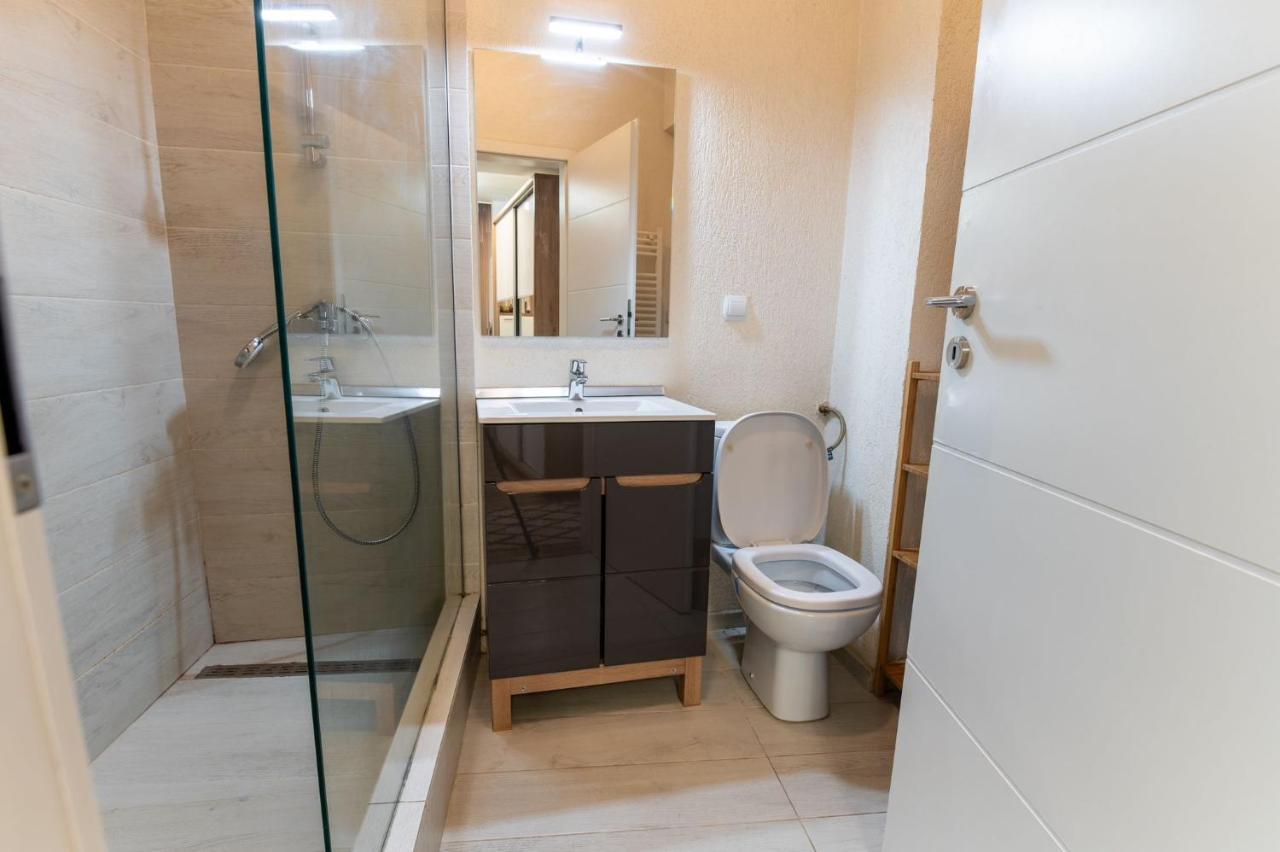 Booking Vitan Apartment Bucharest