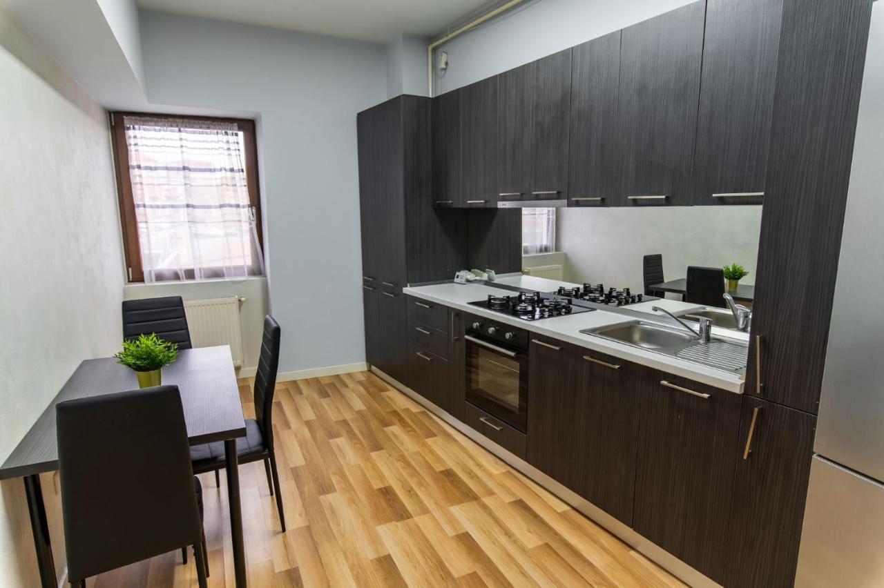 Booking Vitan Apartment